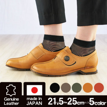 Hecho en Japón Zapatos planos con cinturón en el empeine.